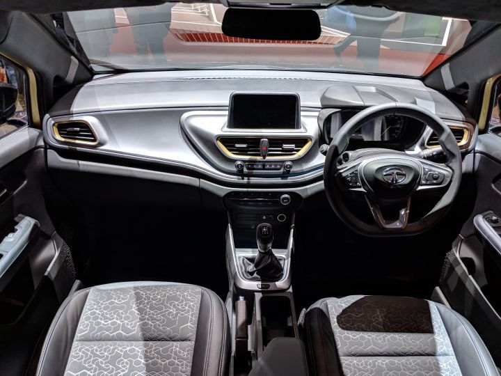 Tata Altroz interior